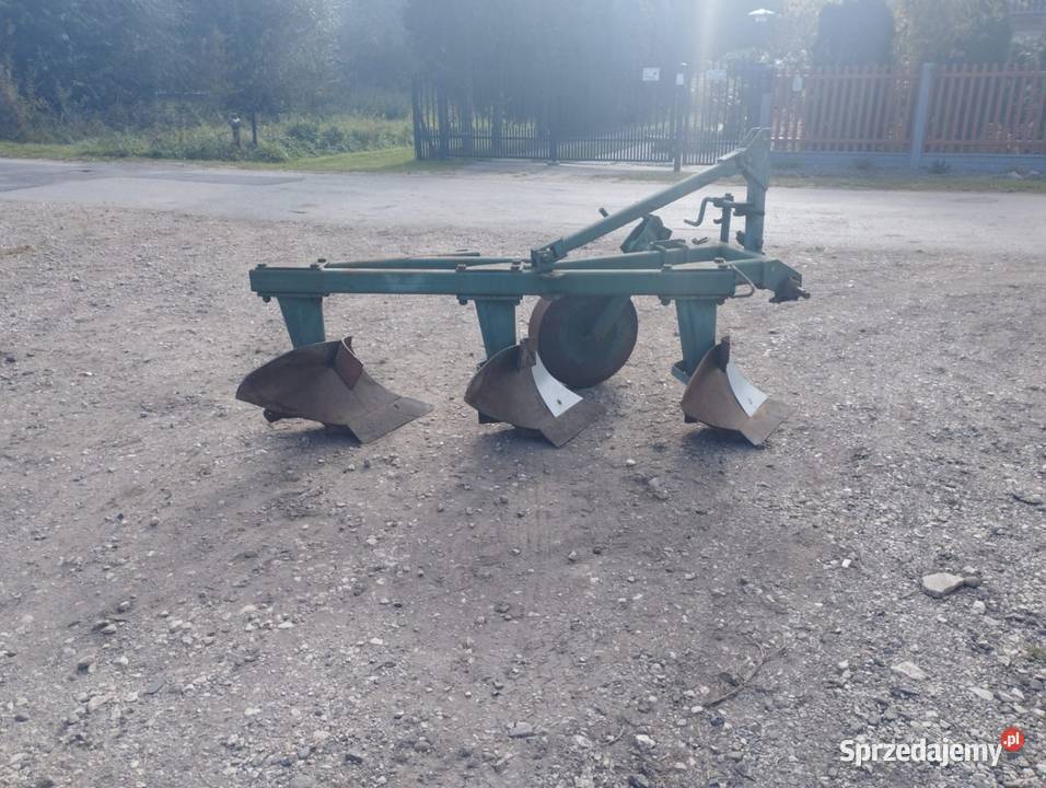Pług 3 skibowy unia Grudziądz Busko-Zdrój