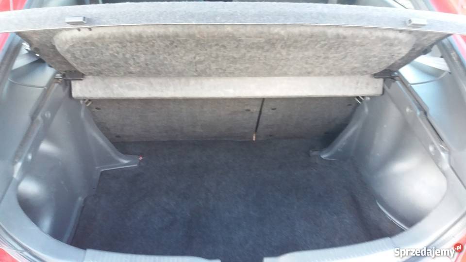 Mazda 323 c 15 90 benzyna nieuszkodzony