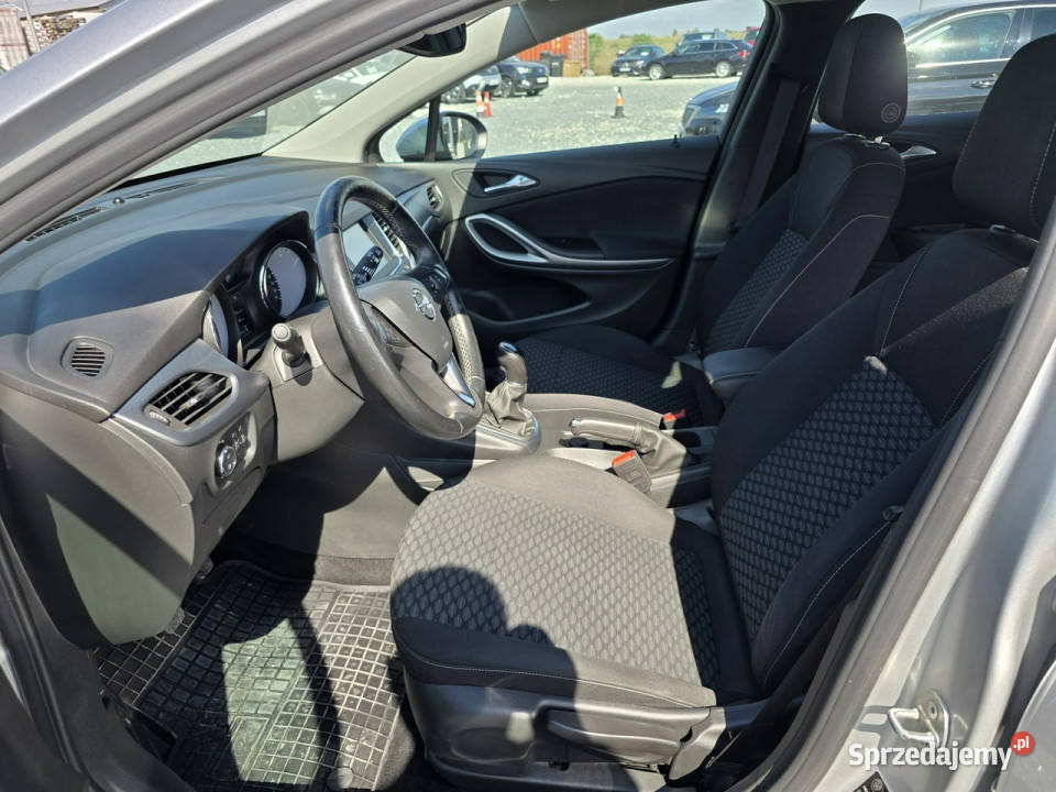 Opel Astra 14 T 125 2019r Climatronic Salon światła LED Wojkowice