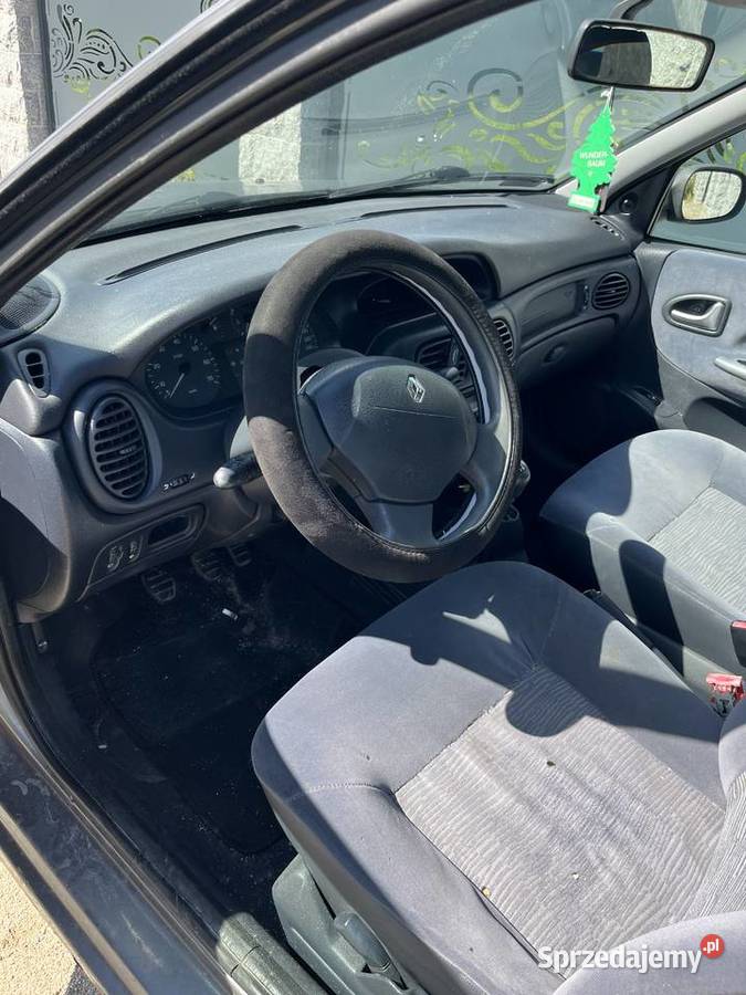 Sprzedam auto Renault Megane Classic radio Megane dolnośląskie Strzegom
