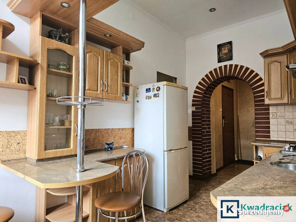 Sprzedam mieszkanie 616m2 2pokojowe Krosno miejsce parkingowe Sprzedaż sprzedam