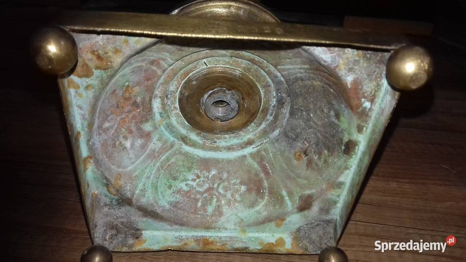 Kandelabr świecznik z figurą Icek Ehrlich Orneta