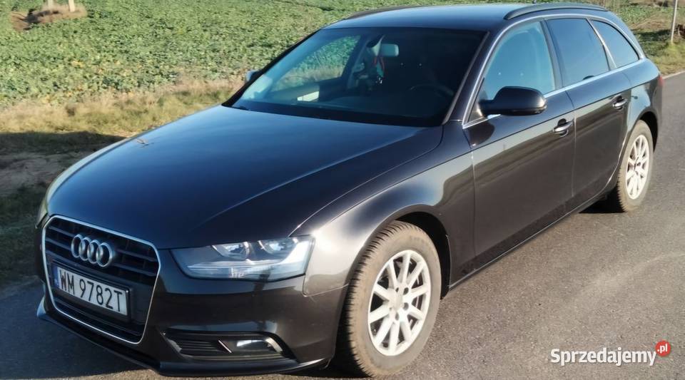 Audi a4 b8 20tdi welurowa tapicerka Dobre