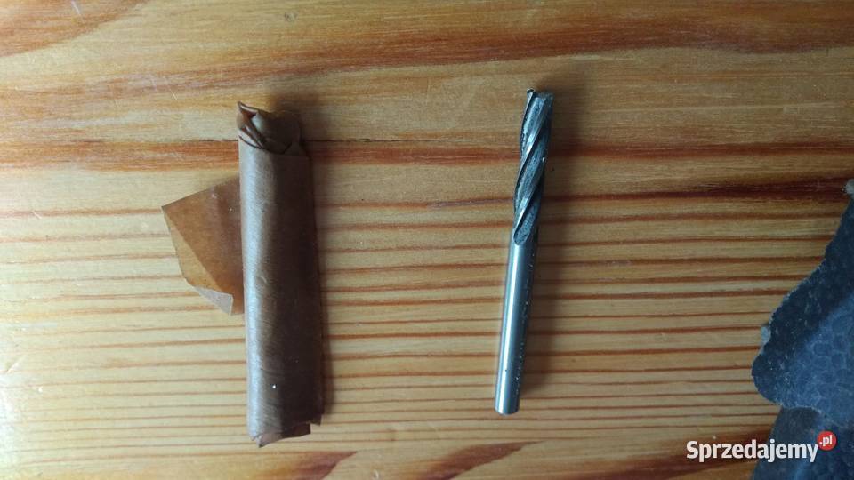 Frez palcowy fi 4 NFPa 4 HSS 17 sztuk komplet Chorzów