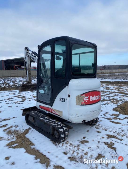 Minikoparka na doby bez operatora Bobcat 323 mazowieckie Szydłowiec
