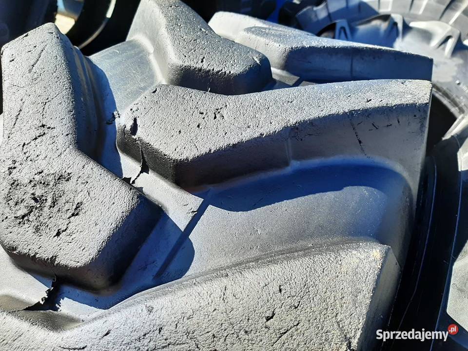 2xOpona używana 4008024 1558024 40080R24 CAMSO