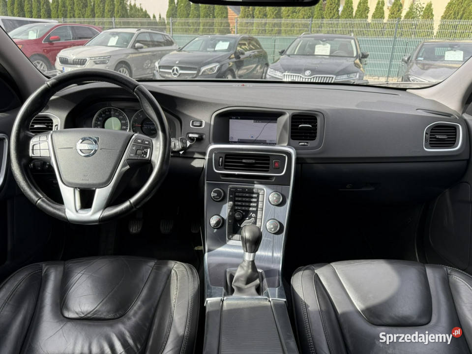 Volvo V60 16 D2 115 2012 skóry climatronic hak Wrocław