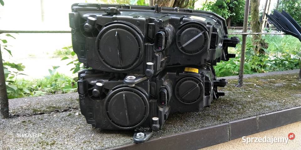 Skoda Octavia III lampa przednia Ledkratka Łódź sprzedam