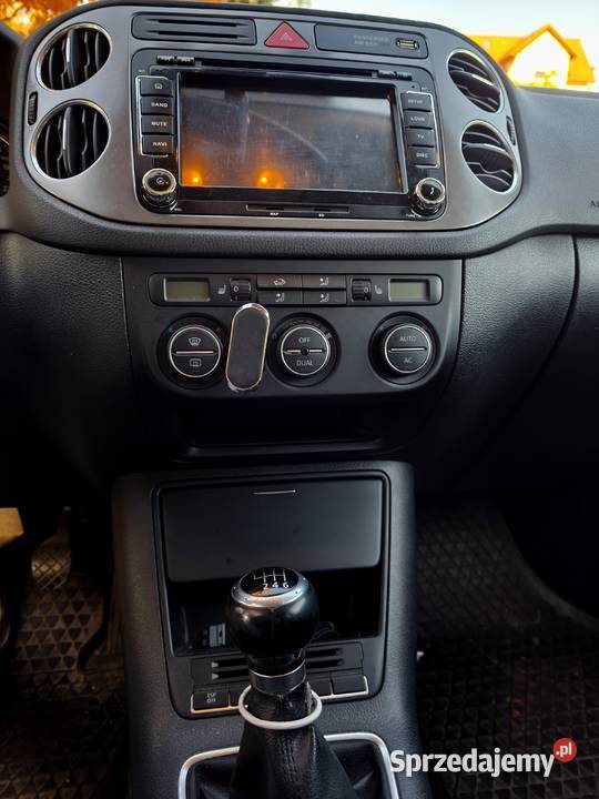 VW TIGUAN 150 4x4 CLIMATRONICSKORY STAN LADNY