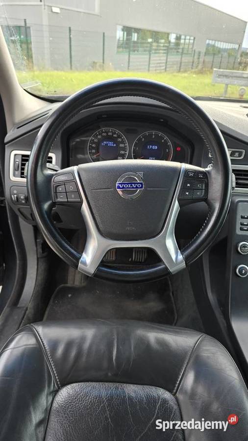 Volvo v70 24 D5 uszkodzona głowica 2399cm3 Kielce