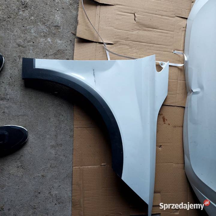 Sprzedam lewy przedni błotnik Do auta Seat Arona Opoczno