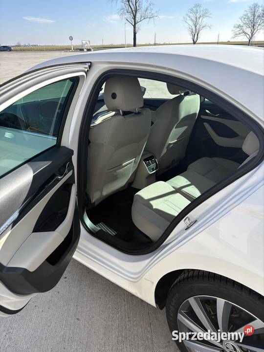 Skoda Octavia IV Style 2020 Matrix Virtual gniazdo USB Głogówek