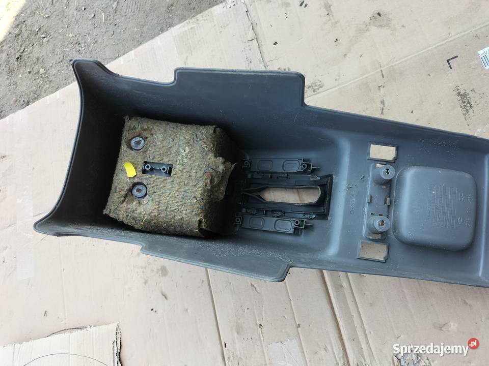 FORD MAVERICK 1 NISSAN TERRANO II 2 TUNEL Kamień-Kolonia