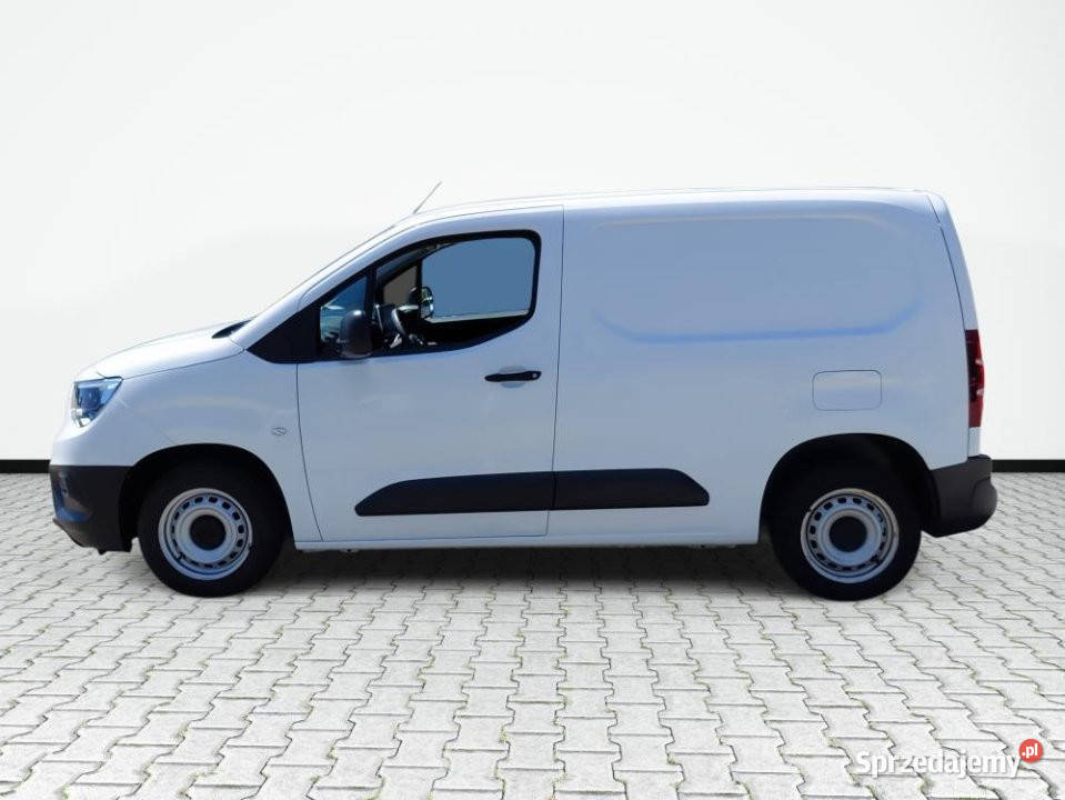 Opel Combo 2021r Salon Faktura 23 Tempomat sprzedam