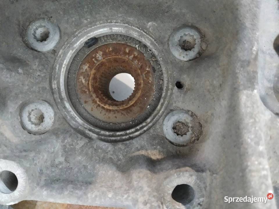 ZWROTNICA PRAWY TYŁ 20 TDI AWD 4X4 VW Volkswagen
