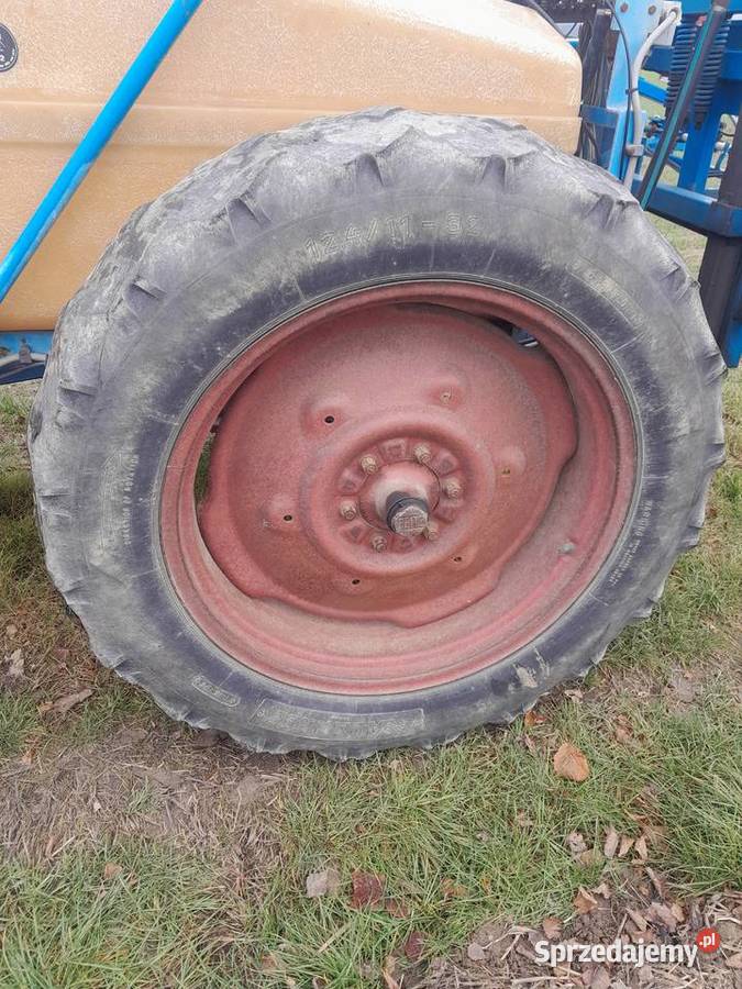 Opryskiwacz Berthoud 1400l 21m łódzkie Babczów sprzedam