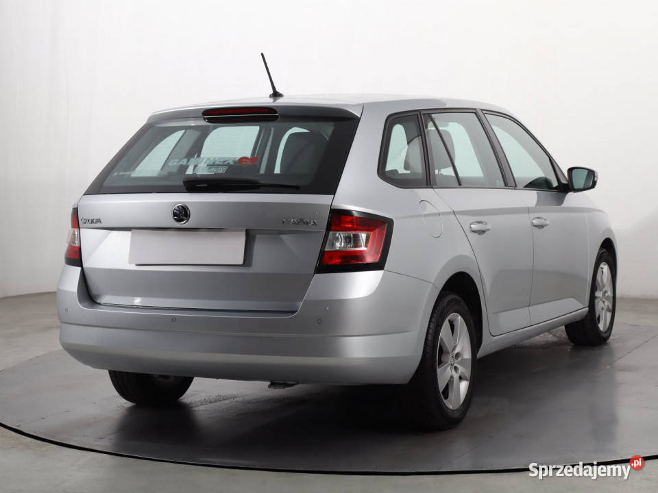Skoda Fabia 10 TSI wielofunkcyjna kierownica Fabia Katowice