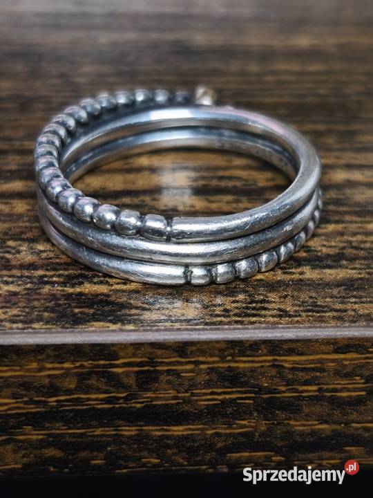 Pierścionek Pandora Rising Star sprzedam