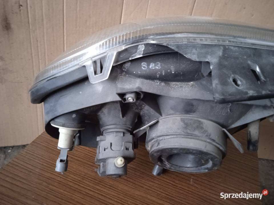 Lampa reflektor przedni lewy clio ll Europa Michałów sprzedam