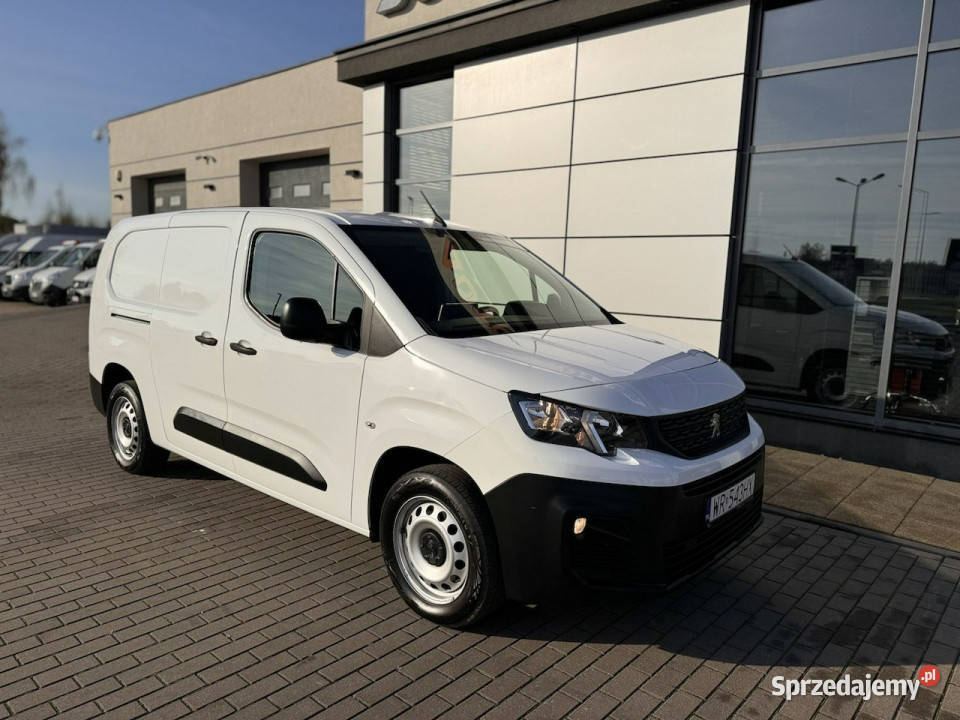 Peugeot Partner 15BlueHdi 100 wersja Long garażowany Radom
