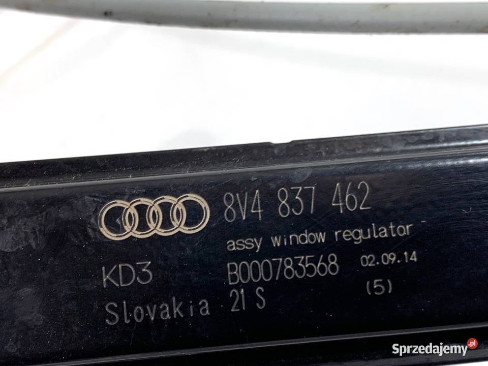 PODNOŚNIK SZYBY PRAWY PRZÓD AUDI A3 8V