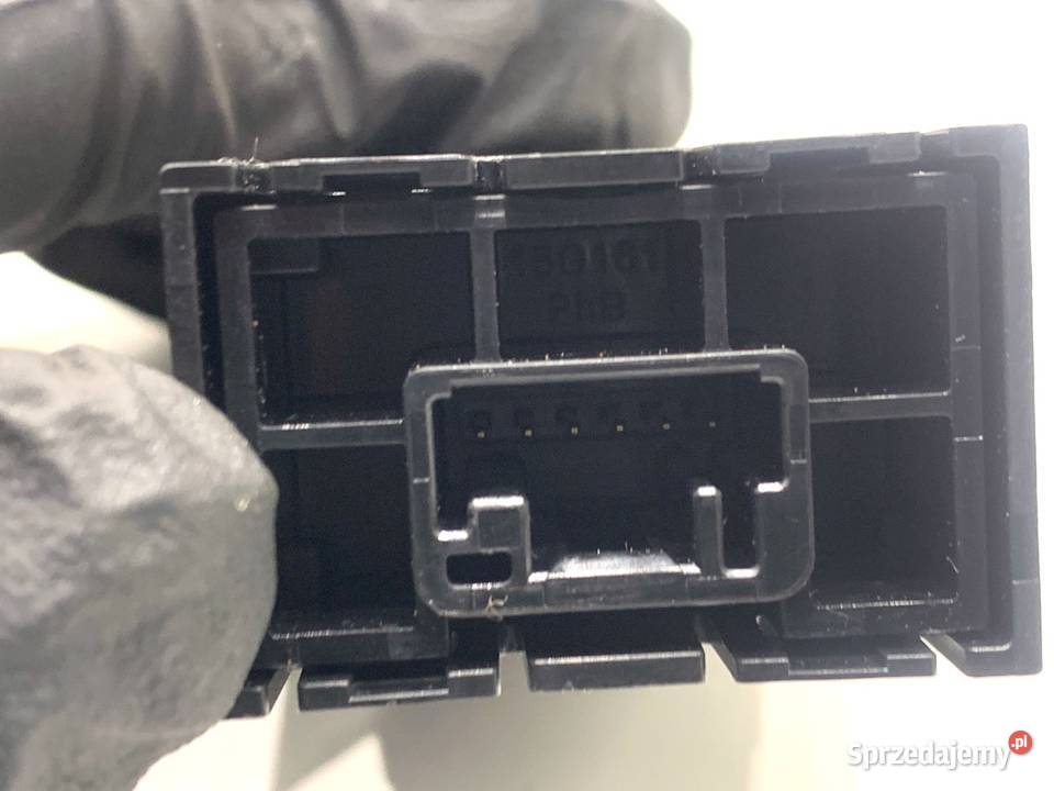 WŁĄCZNIK ŚWIATEŁ AWARYJNYCH LEXUS LBX 15G527