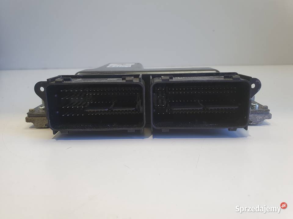 Volvo V60 II 20 D4 STEROWNIK SILNIKA komputer Chełm