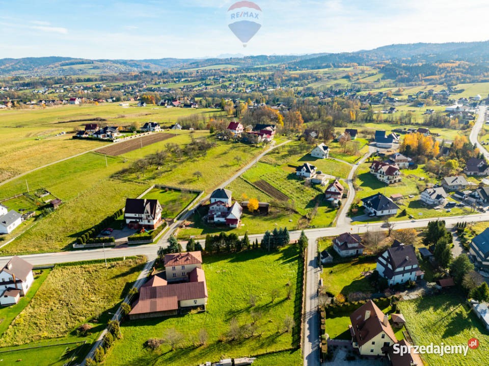 Działka budowlana z domem i budynkami Spytkowice