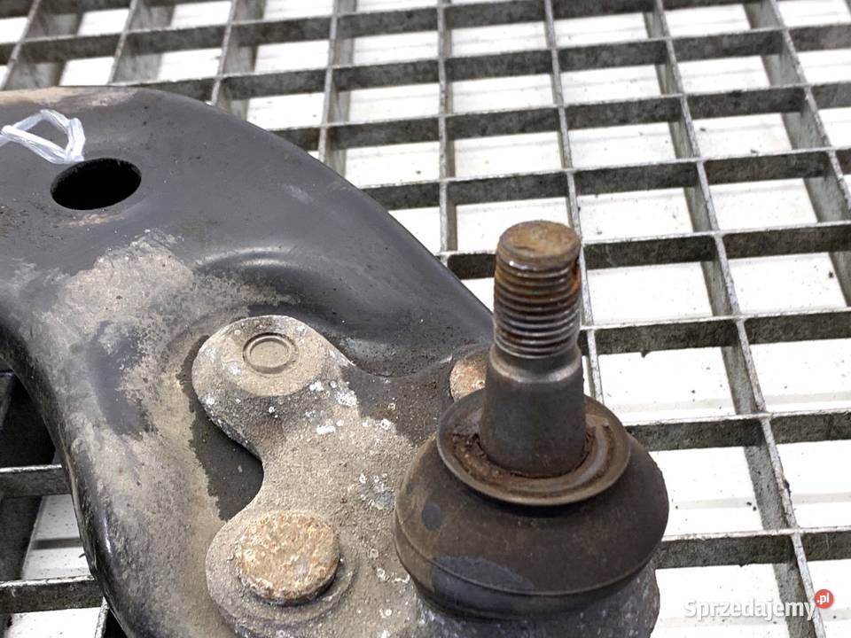 WAHACZ PRAWY PRZÓD TOYOTA COROLLA E21