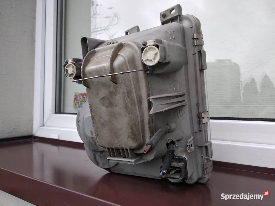 VW LT II lampa przednia prawa reflektor przód Lampy przednie łódzkie Sieradz