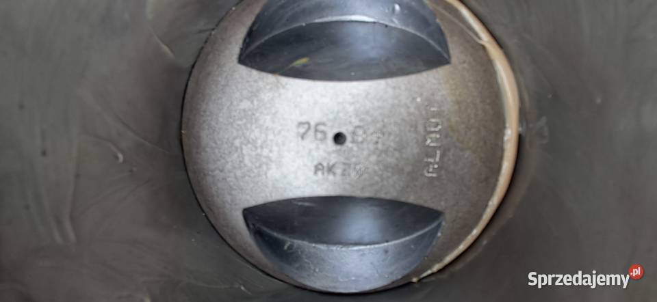 Cylinder żeliwny junak m10 szlifie z tłokiem śląskie Strzebiń