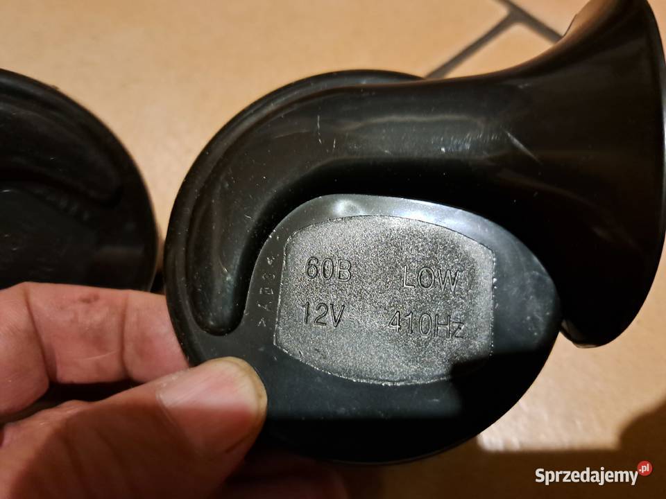 Sygnał dżwiękowy trąbki Fiat 125p Polonez osobowe wielkopolskie Leszno