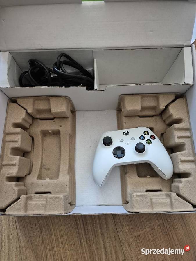 XBOX series S 512 mb z dodatkowym padem Olsztyn