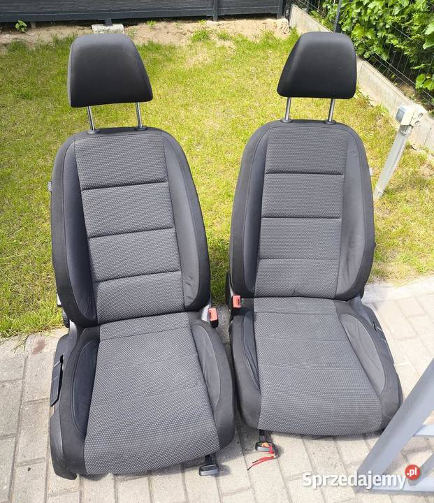 Fotele VW Golf VI Plus Grzane Części samochodowe Zielona Góra sprzedam