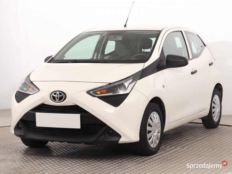Toyota Aygo 10 VVTi biały Katowice