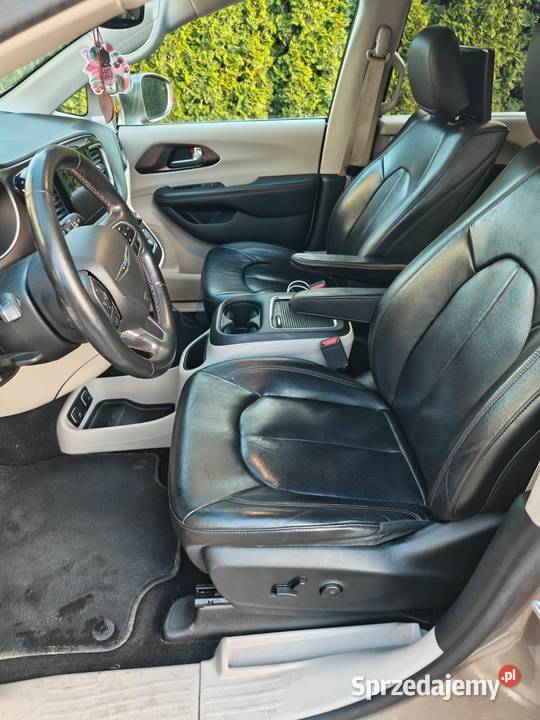 Chrysler Pacifica Wejherowo