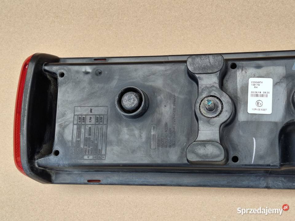 VOLVO FH4 LAMPA PRAWY TYŁ LED PRAWA TYLNA Bieleń sprzedam