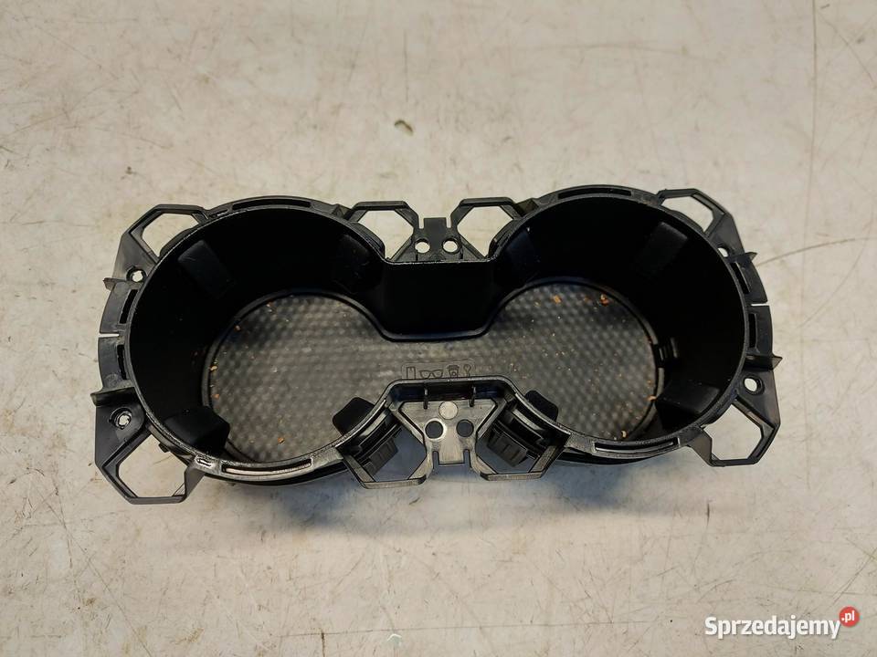 Ford Ranger VI 6 2024r SCHOWEK UCHWYT NA KUBKI