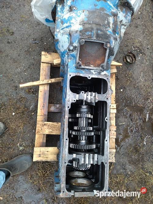 Obudowa skrzyni biegów c360 Poddębice