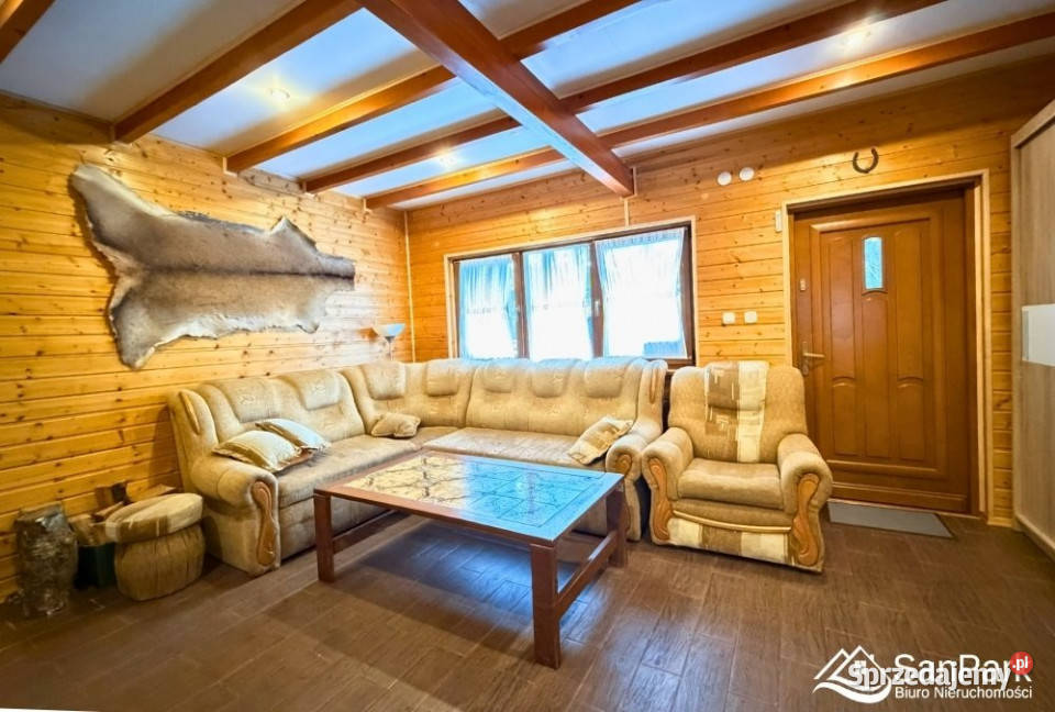 Dom z widokiem na góry Bystre gm Baligród podkarpackie