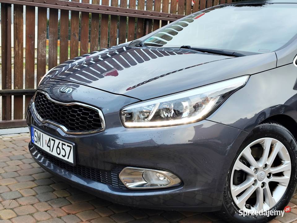 KIA CEED II 16 16v NAVI Climatronic Alu Kamera nieuszkodzony Orzesze