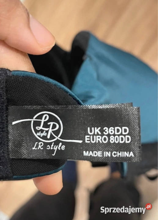 Czarnoniebieski biustonosz z koronką UK 36DD EU Łódź