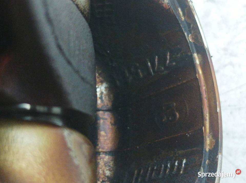 TŁOK KORBOWÓD 77L51 16 THP VTI Peugeot 5008 I