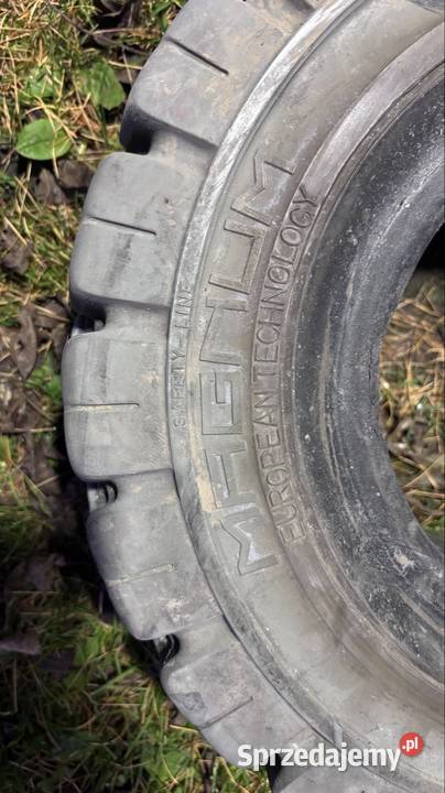 Opony pełne 18x78 180x708 Solideal Magnum STD Koziegłowy