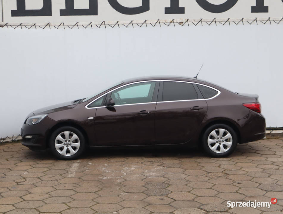Opel Astra 14 T