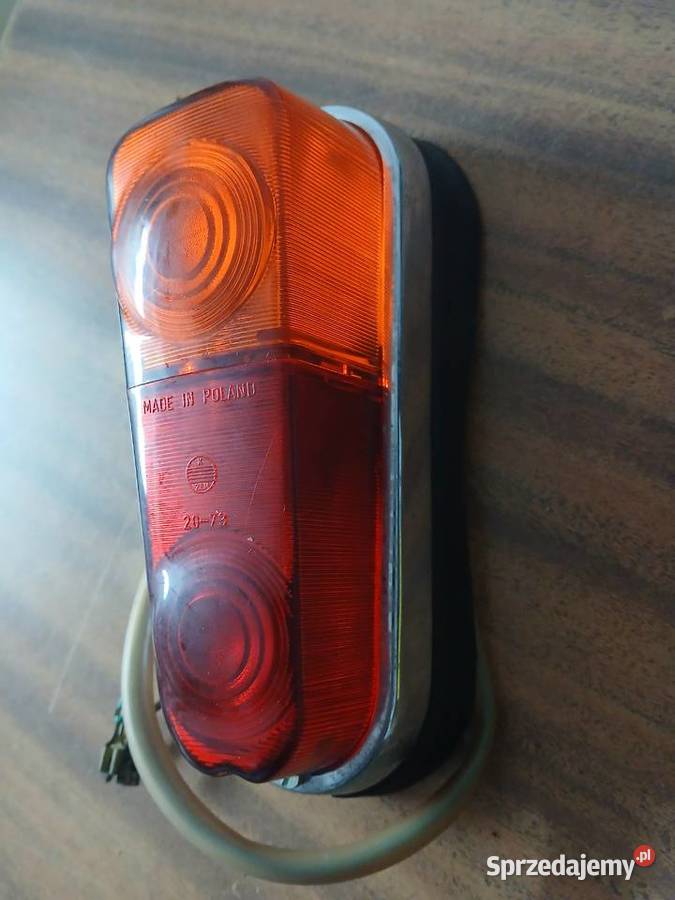 Syrena lampa tylna NIEUŻYWANA Września