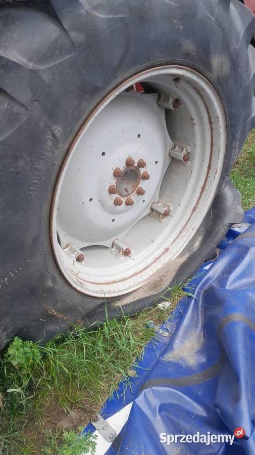 Massey Ferguson koła 16 1000 38 136 felgi 38 i Maków Mazowiecki