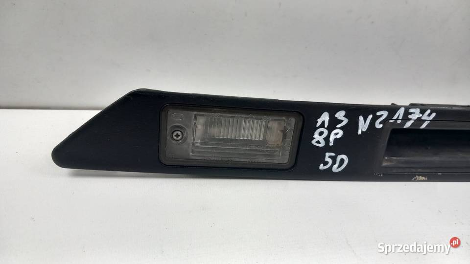 AUDI A3 8P 5D MIKROSTYK BLENDA KLAPY TYŁ Zbierkowo