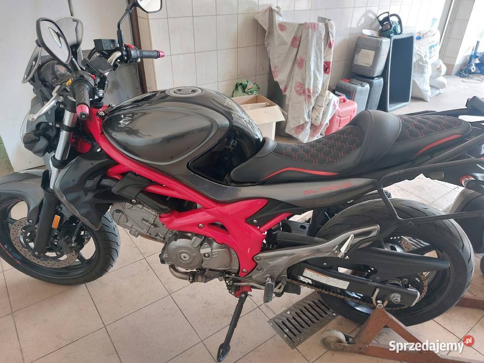 Sv650 gladius Rok produkcji 2014 Suzuki śląskie Bielsko-Biała