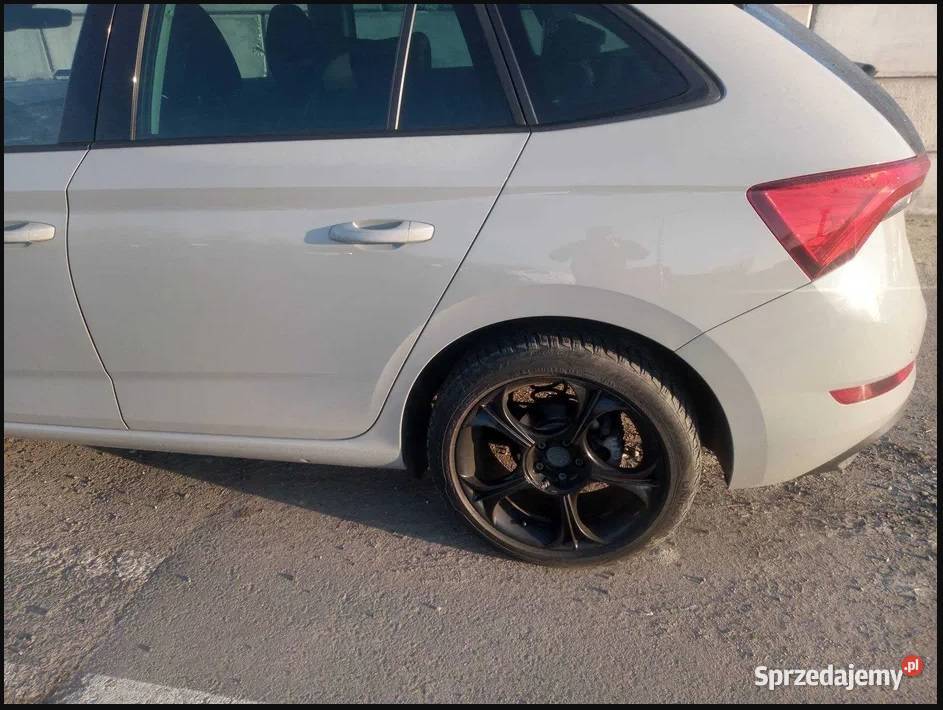 Felgi 17 Skoda Scala Wrocław Czarne aluminiowe dolnośląskie sprzedam